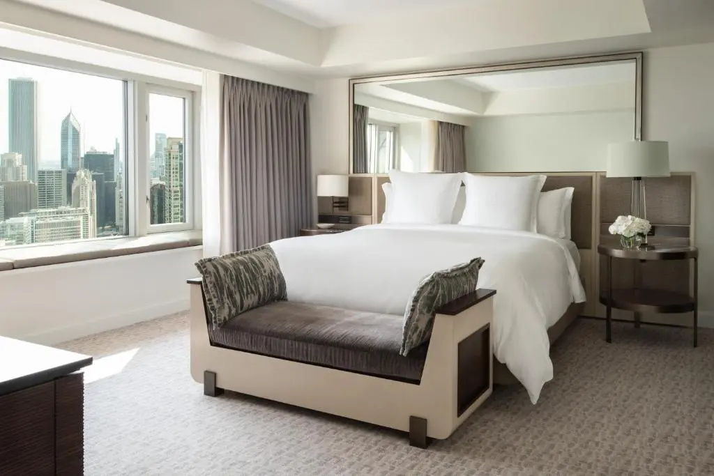Four Seasons Hotel Chicago - Tap to explore photos