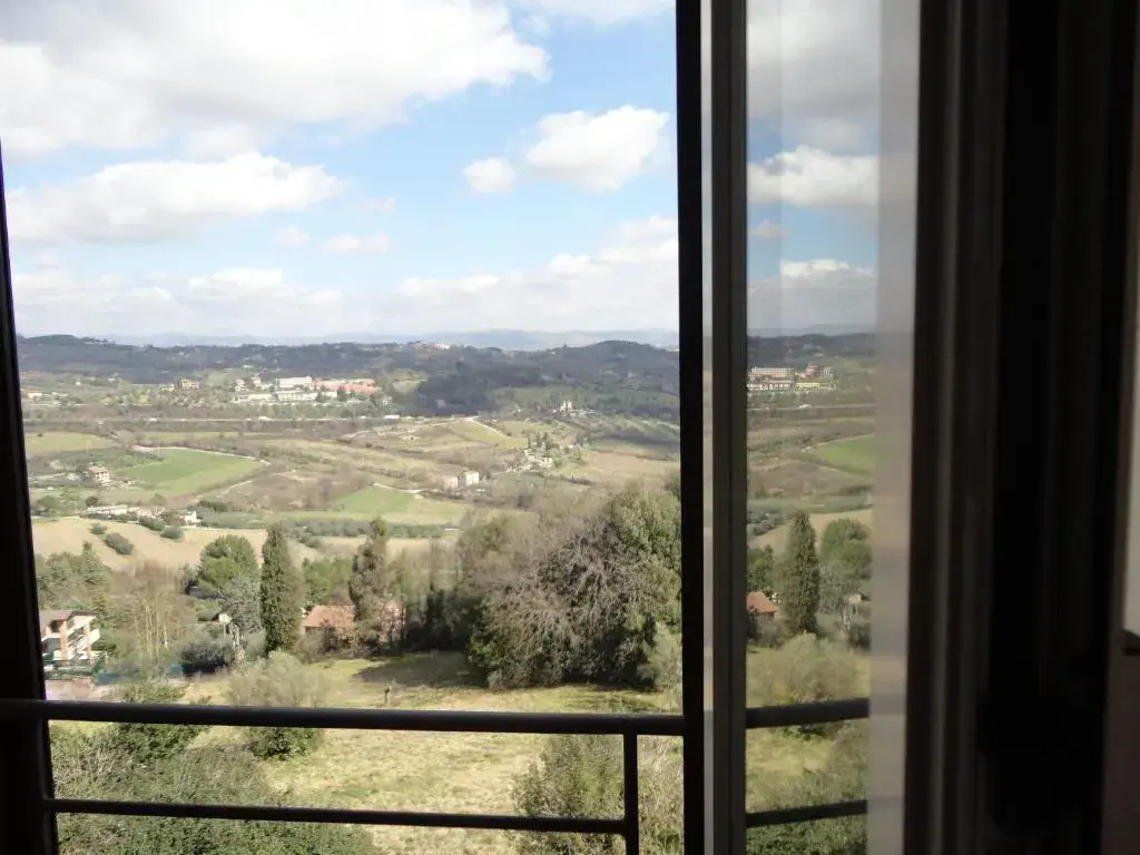 Standard Double room with garden view (full double bed)