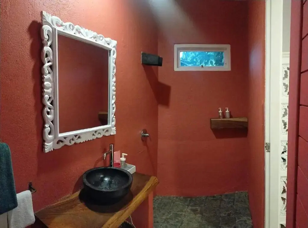Budget Surfer Double room (full double bed)