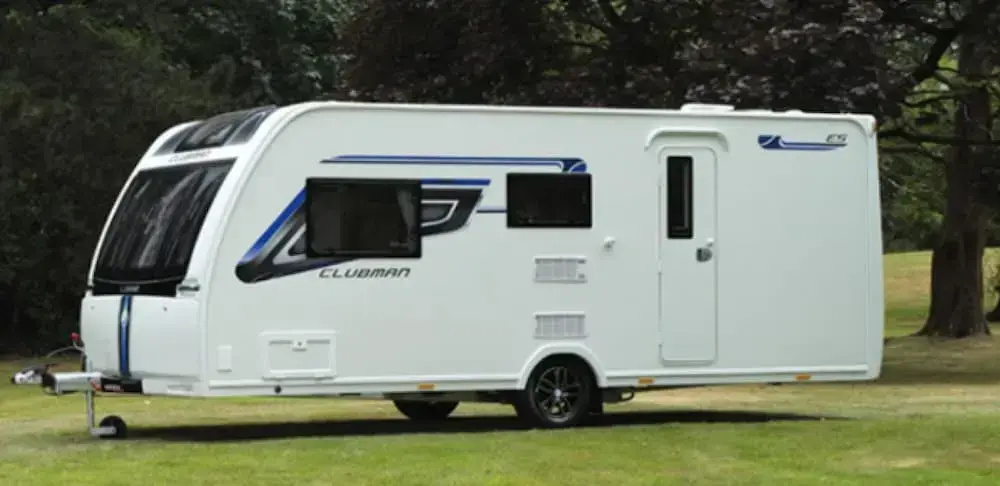 Stayzo Caravan - With Great Access to Local Attractions - With Free Wi-fi in the Chiltern Hills
