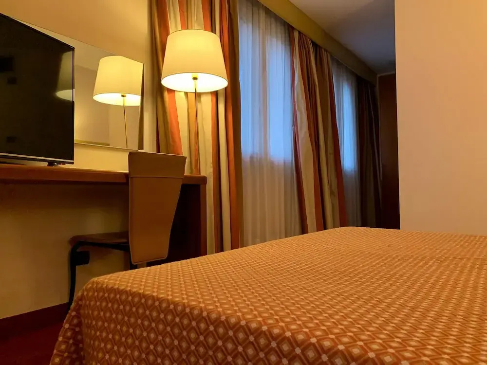 Eurohotel Palace Maniago - Chambres