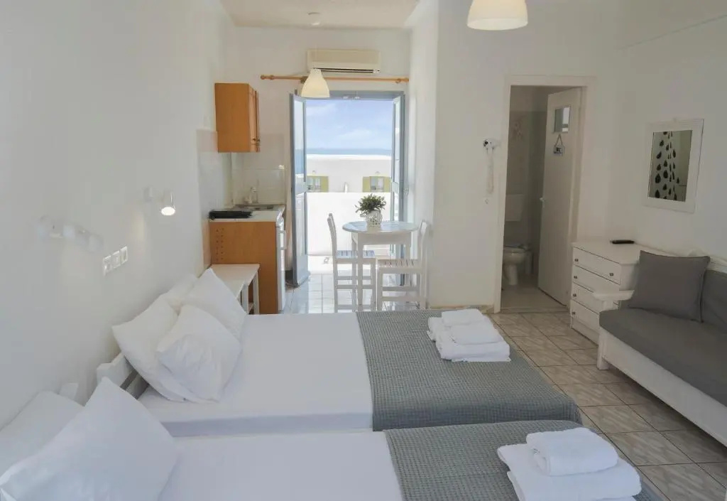 Studio with sea view