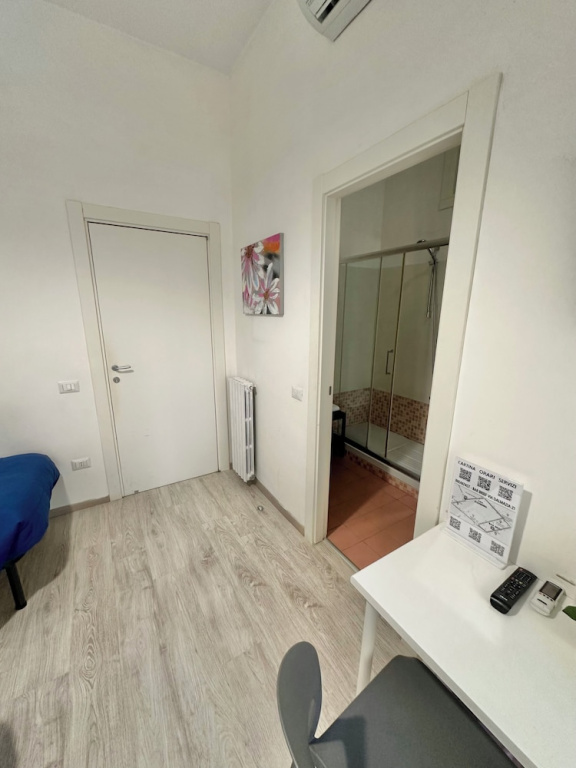 Classic Double room with balcony and with city view (twin beds)