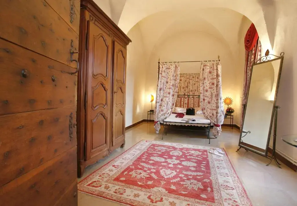 Prestige room