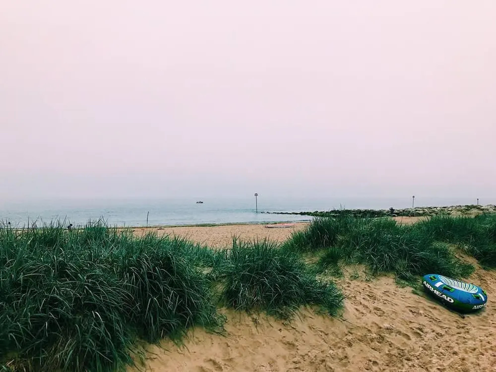 Stargaze From a Beach hut on the Mudeford Sandbank