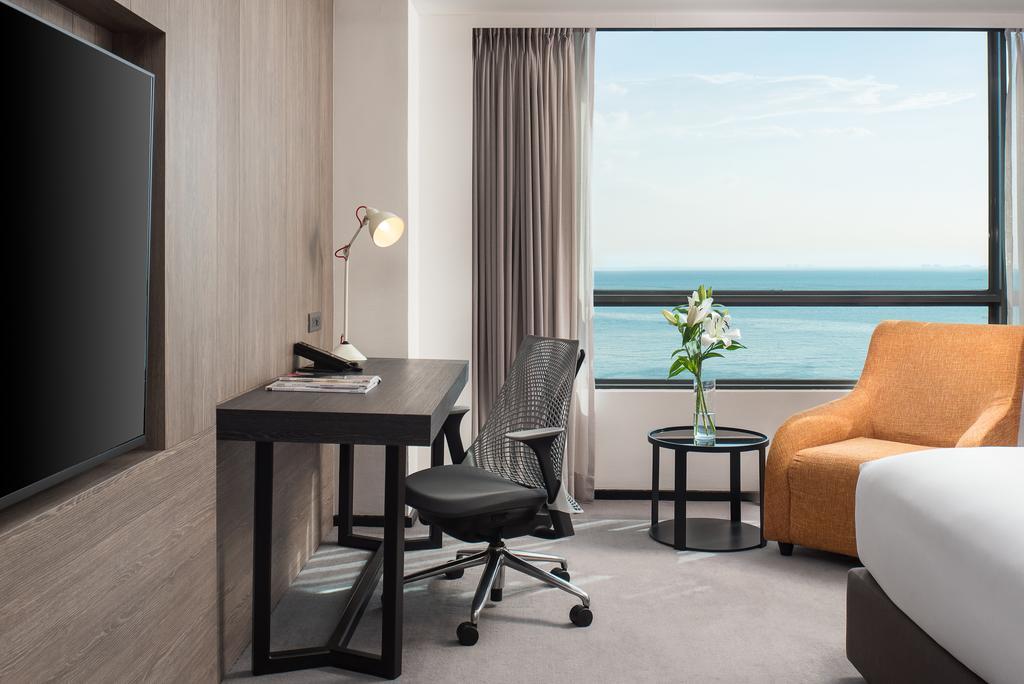 G Hotel Gurney