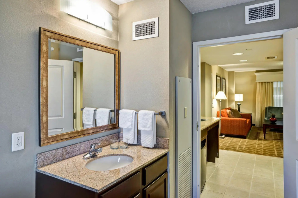 Embassy Suites by Hilton Fort Myers Estero - Général