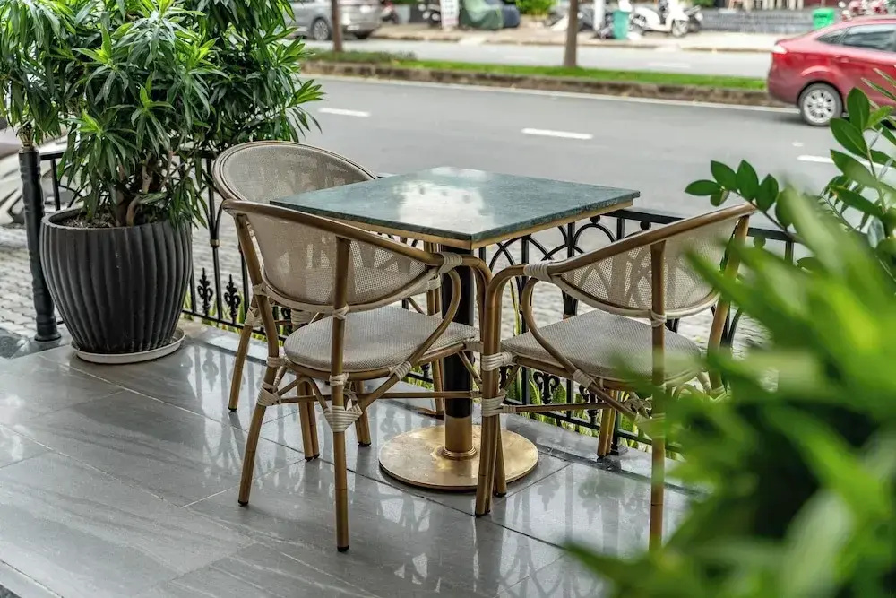 Balcony & Terrace
