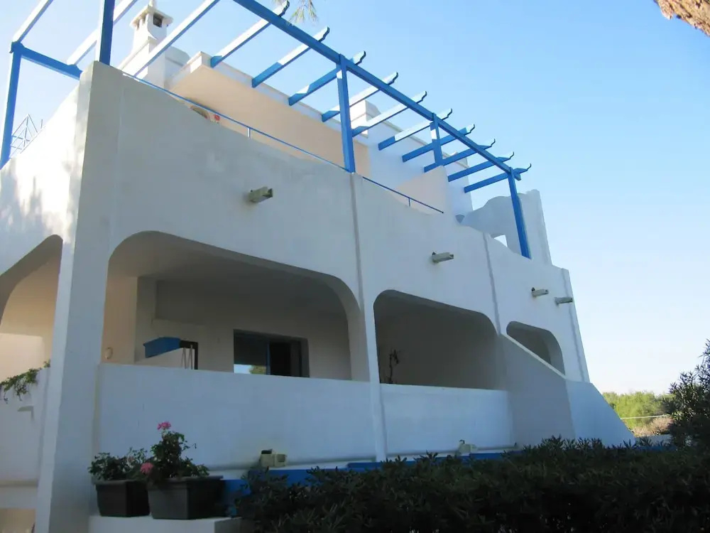 Villa Flora Studios & Apartments