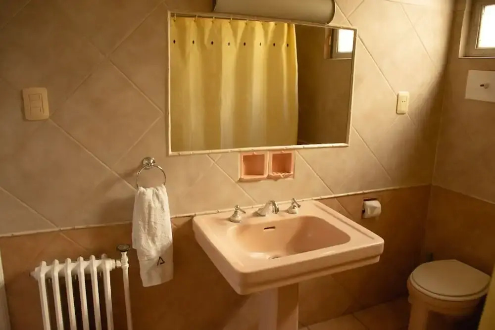 Двухместный номер Premium двуспальная кровать в Alamo Hostel & Suites