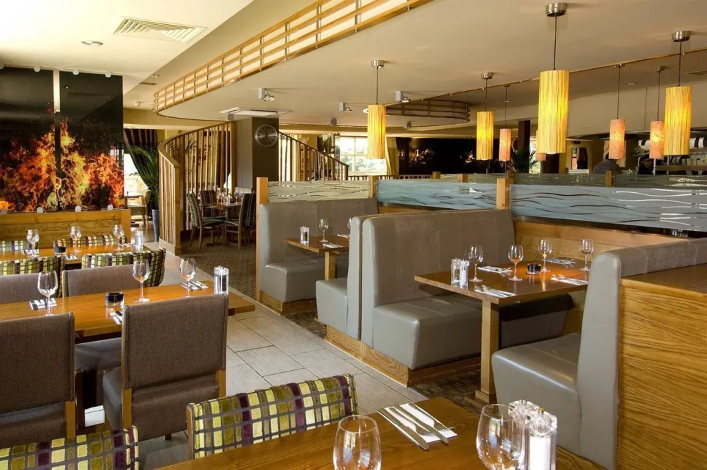Food & Beverage