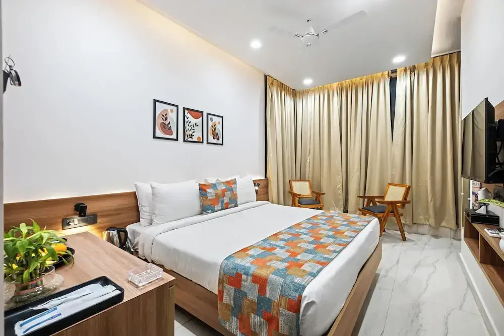 Hotel photo 12