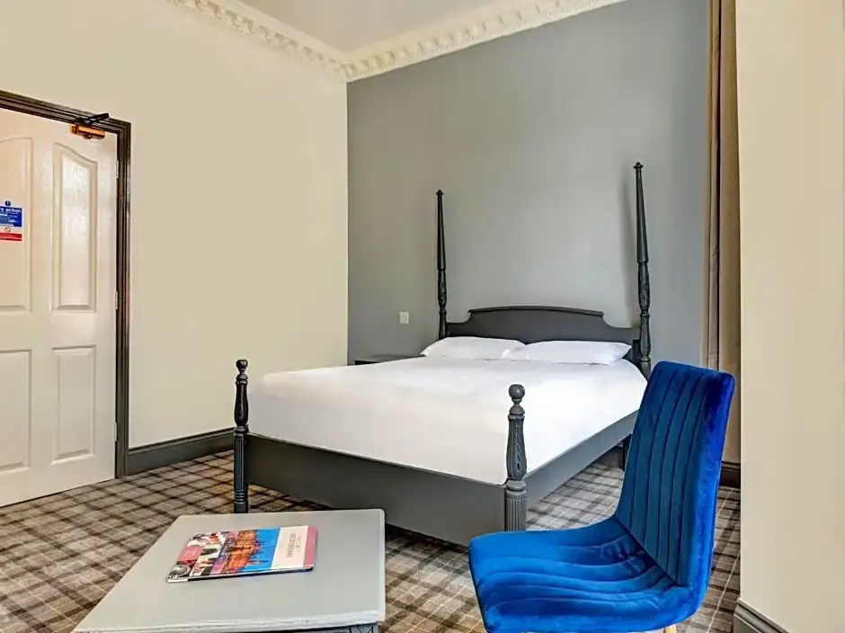Empire Hotel - Chambres