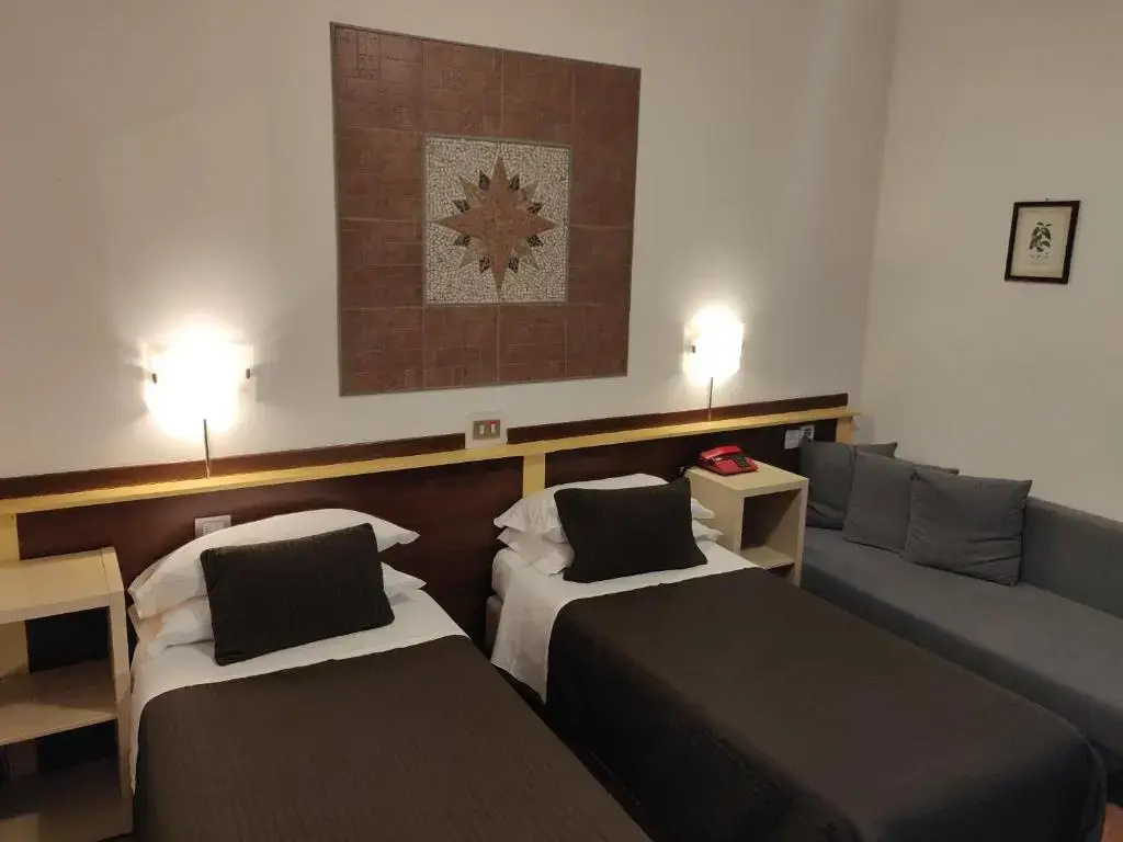 Standard Double room (twin beds)