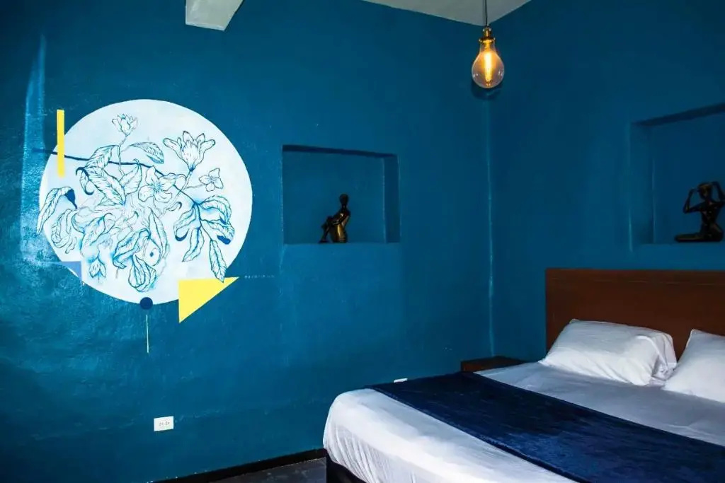 Deluxe Double room (full double bed)