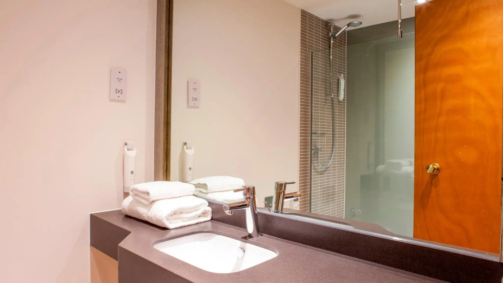Holiday Inn Rotherham Sheffield by IHG - Chambres