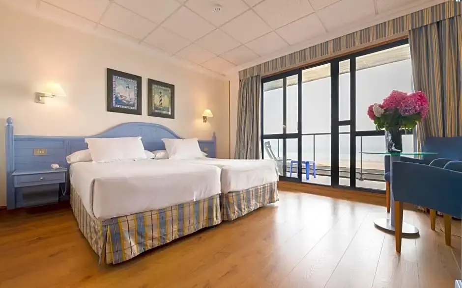 Hotel Juan De La Cosa - Chambres