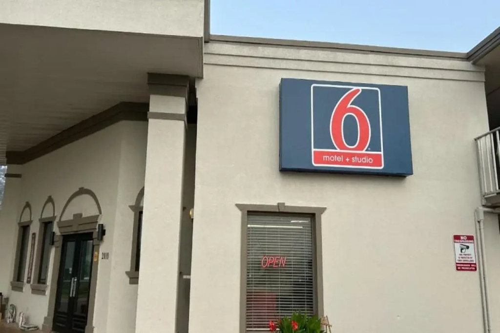 Studio 6 Hammond, La – I12 – I55