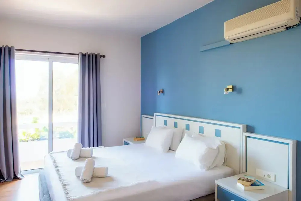 1 Bedroom Standard Triple room with sea view