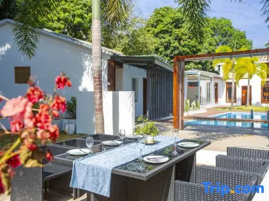 Dongli Hotel (Weizhou Island Beigang)