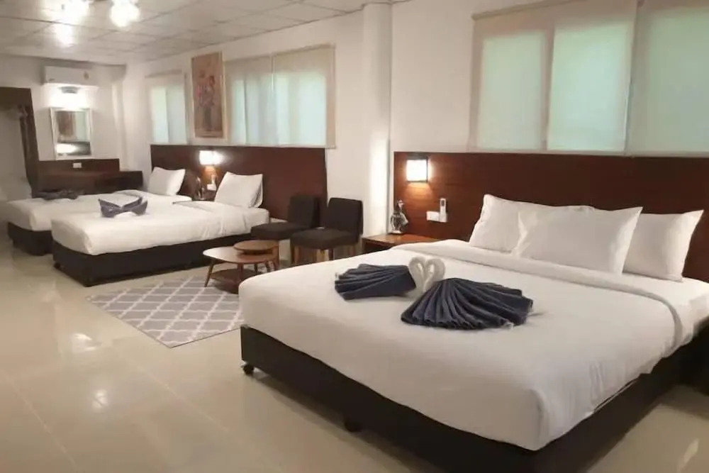 Вилла в On The Hill Karon Resort