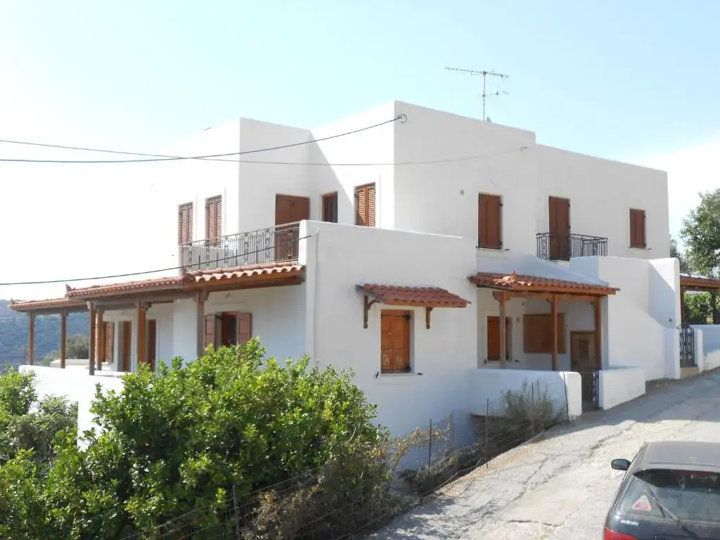 Chrysolithos Kerami Apartments