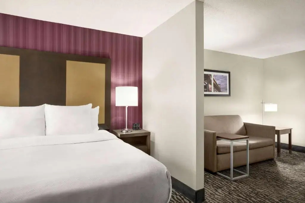 La Quinta Inn & Suites by Wyndham Newark - Elkton - Chambres