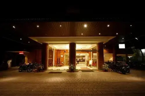 Hotel Park Residency