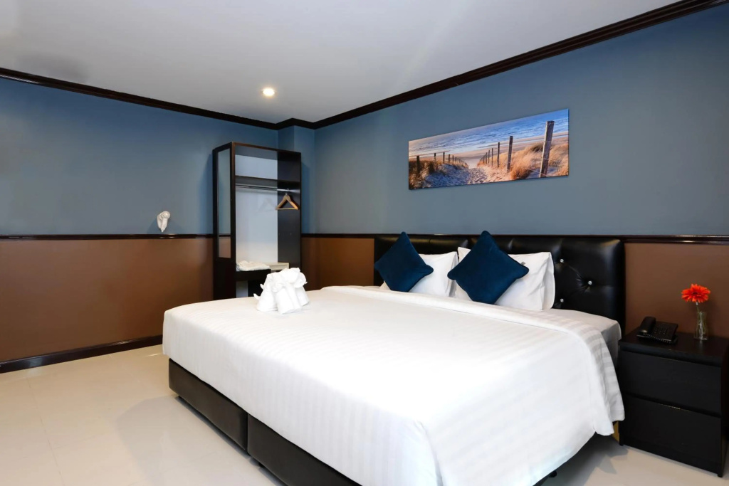 Media Hotel & Residence — 3