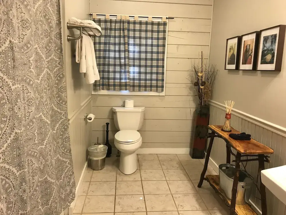 Standard Double Basement room (full double bed)
