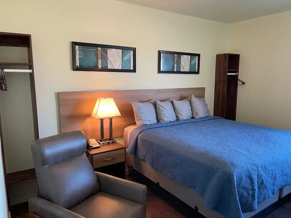 Standard Double room (full double bed)