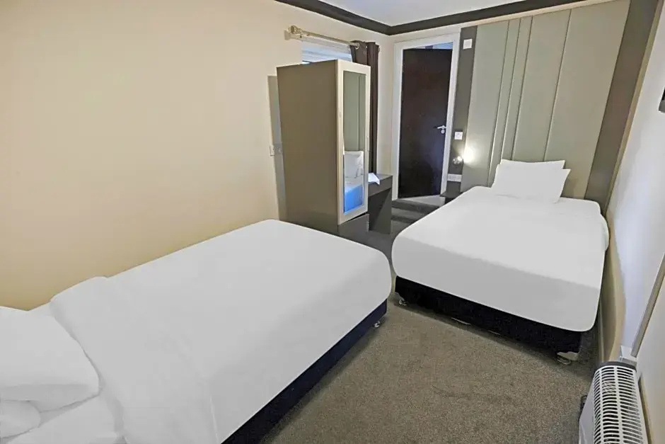 OYO The Baltimore Hotel - Chambres