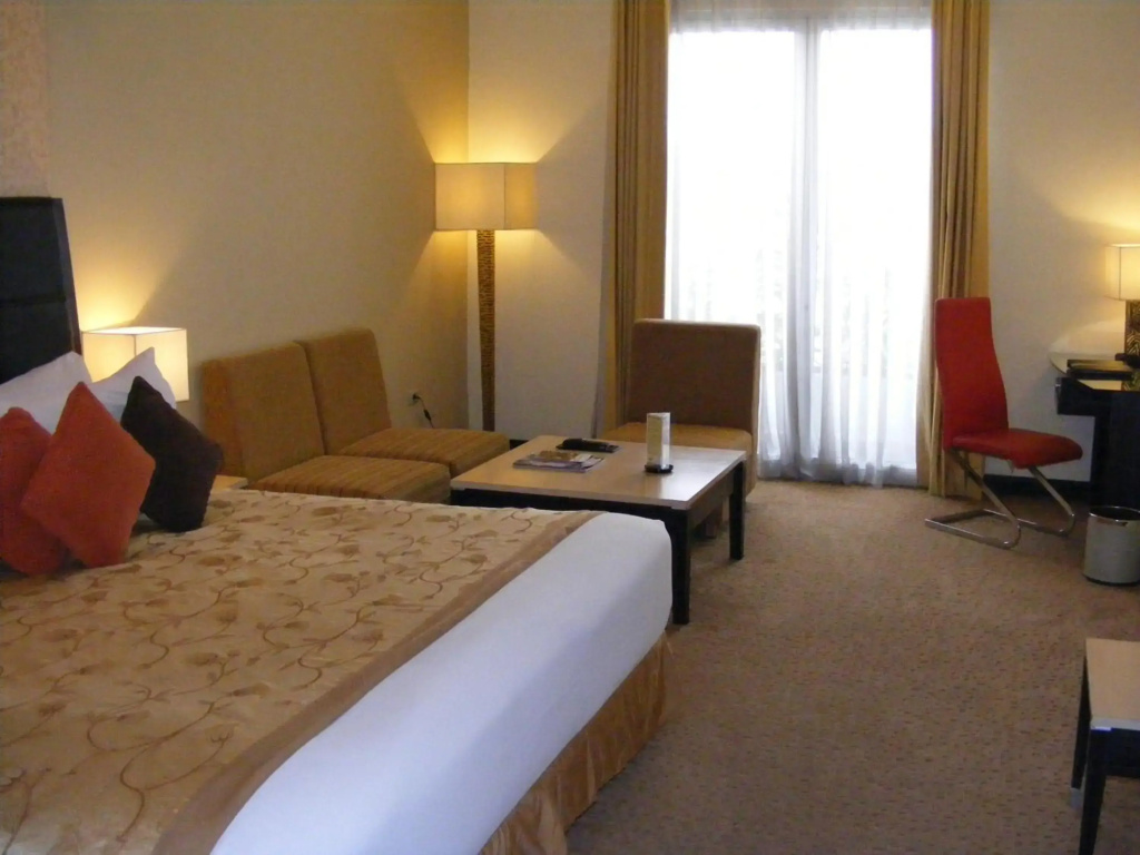 Golden Flower Hotel Bandung - фото 3