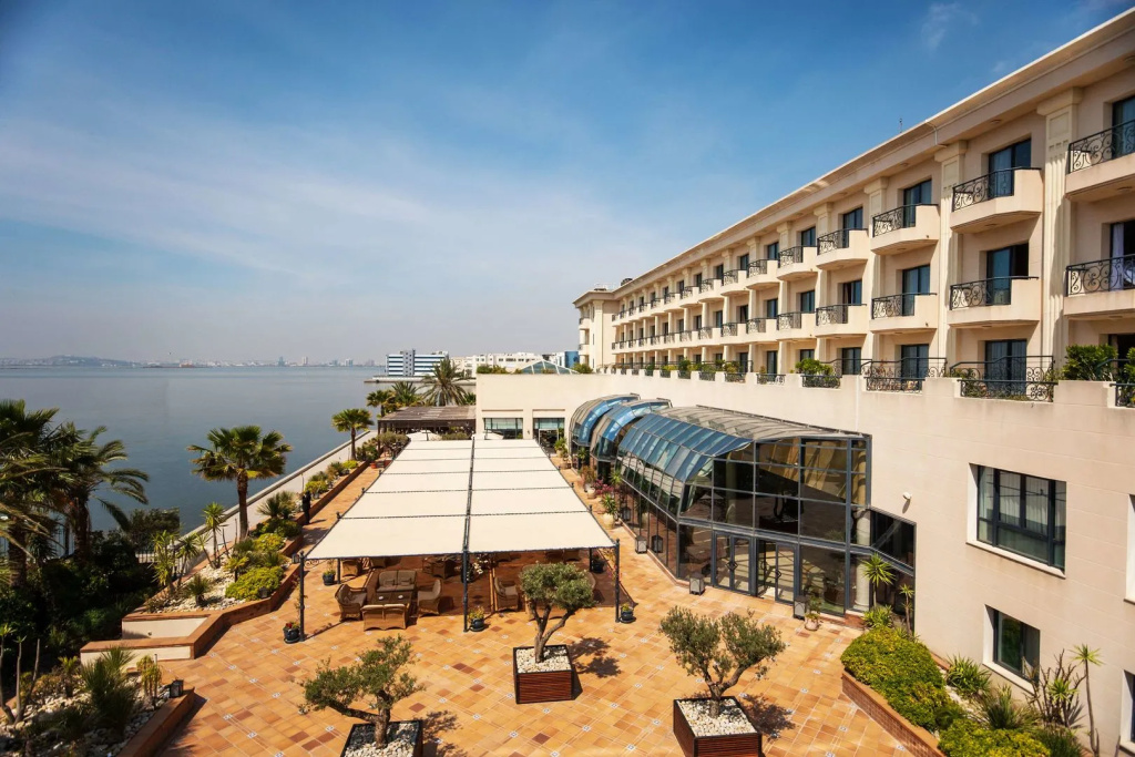 Hotel Concorde Les Berges du Lac — фото