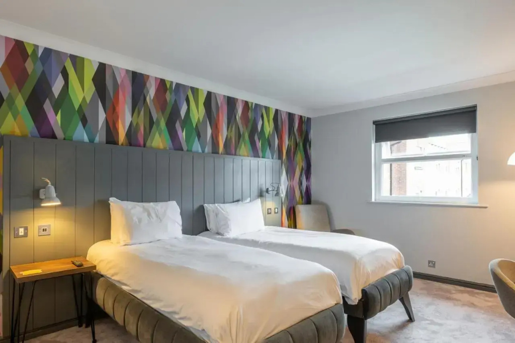 Hotel photo 12