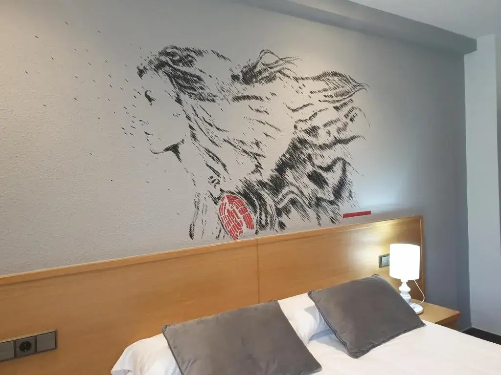 Standard Double room (full double bed)