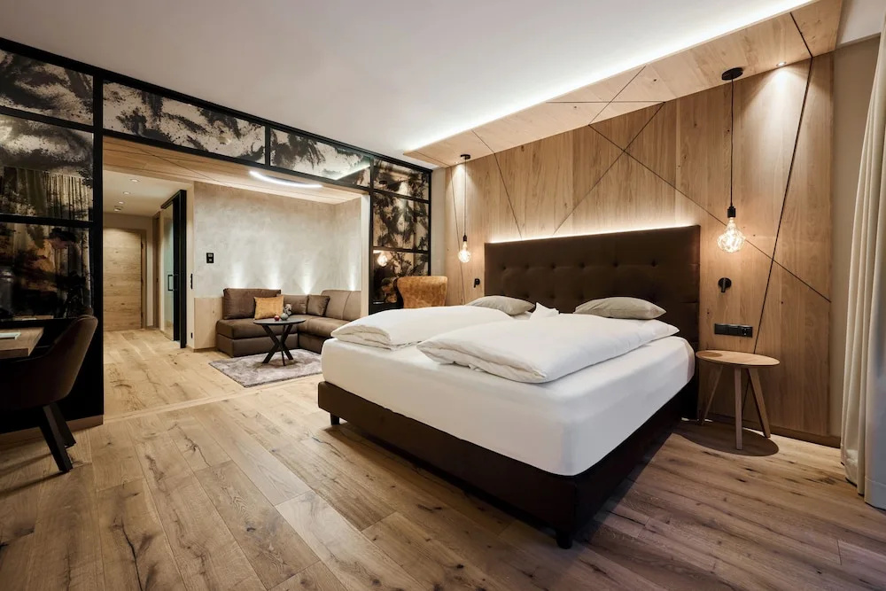 Junior Suite with balcony