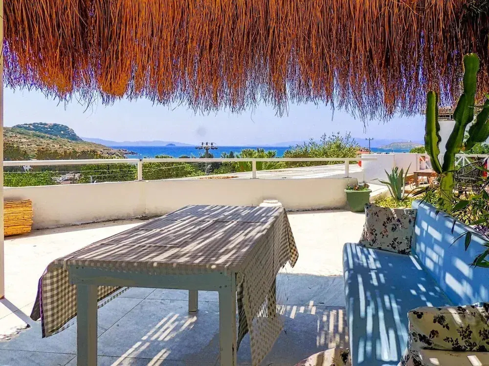 Beach & Waterfront