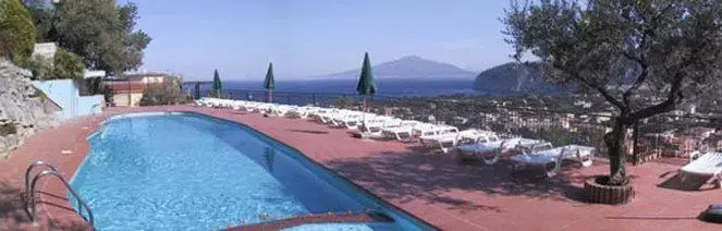 Cristina Hotel - Chambres