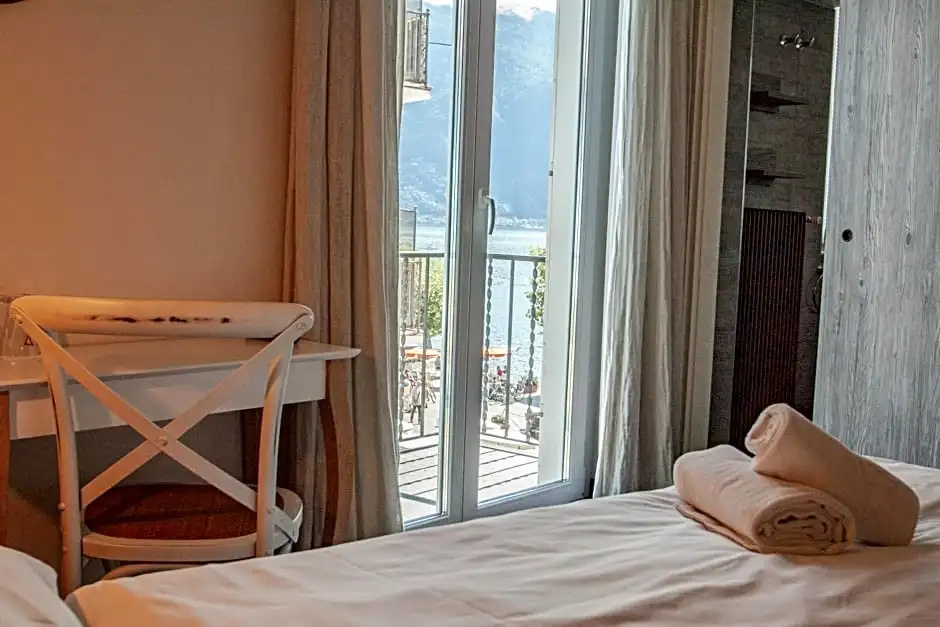 Standard room with balcony