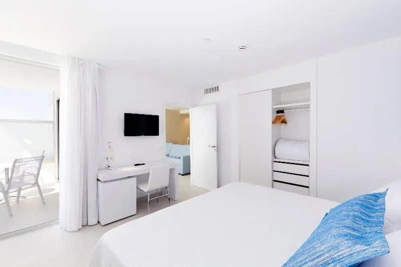 Standard Suite with balcony