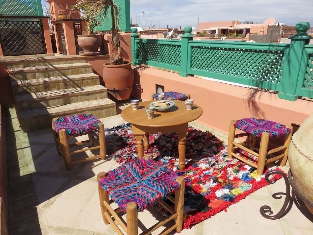 gallery_image_hidden_13