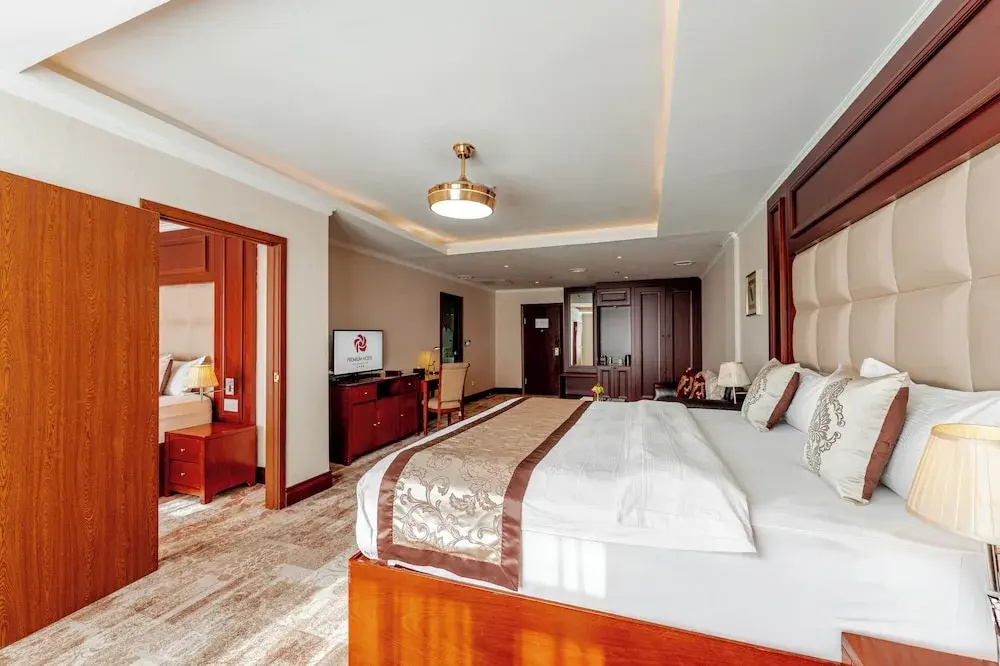 Executive Suite