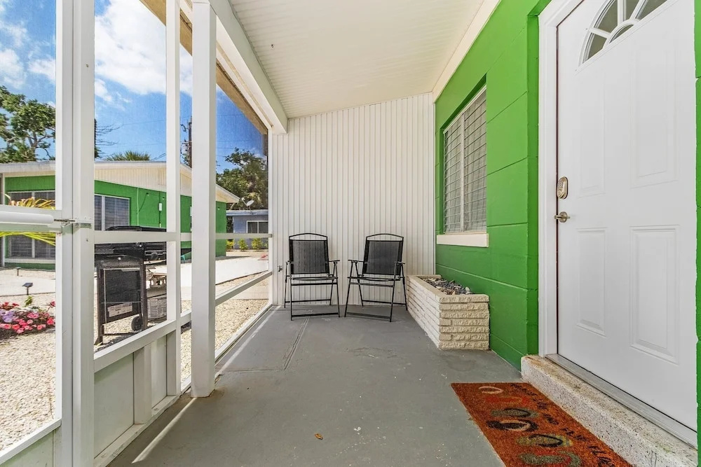 171 Washington ~ Dune Our Thing ~ Unit D ~ Fabulous Pool Home! 2 Bedroom Home by RedAwning