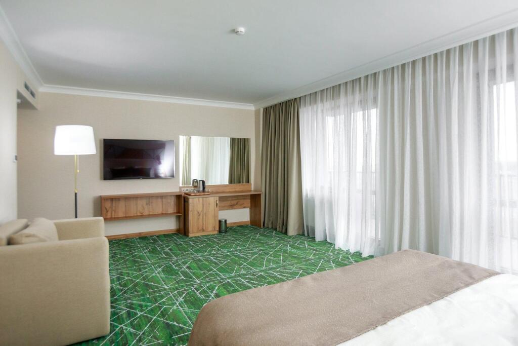 Двухместный номер Deluxe двуспальная кровать в Wyndham Garden Burabay