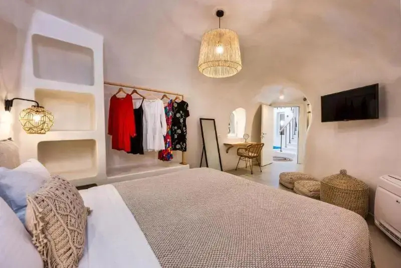 Double Suite (full double bed)