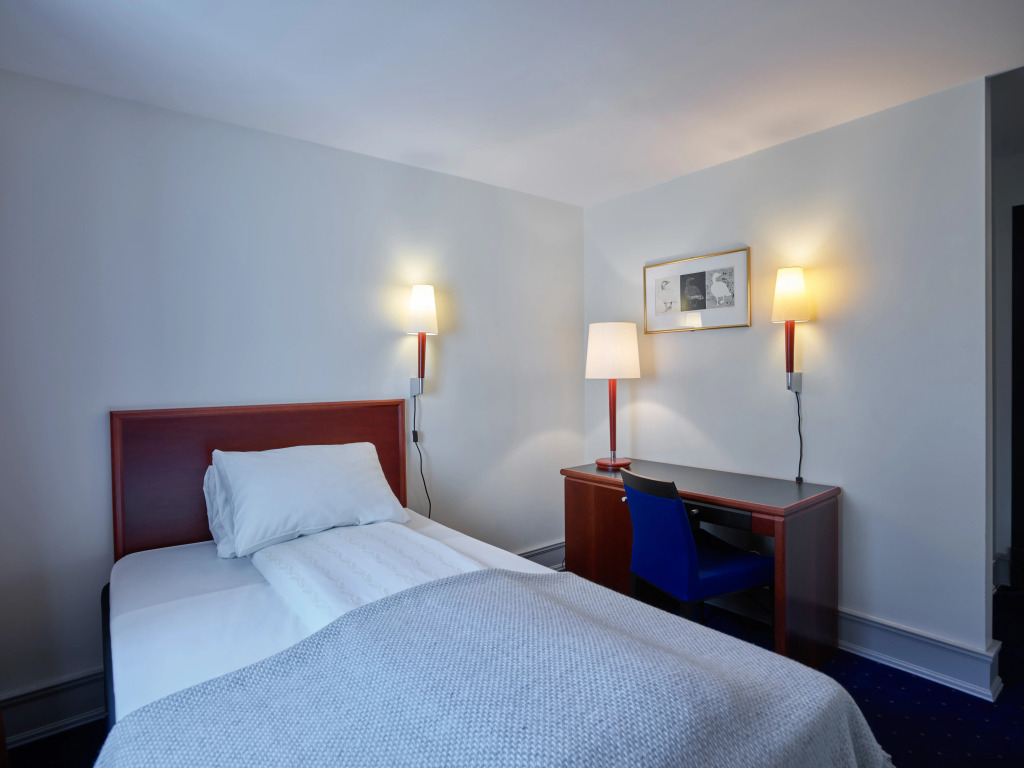 Heimen Hotel by null