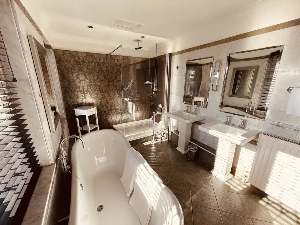 Superior room