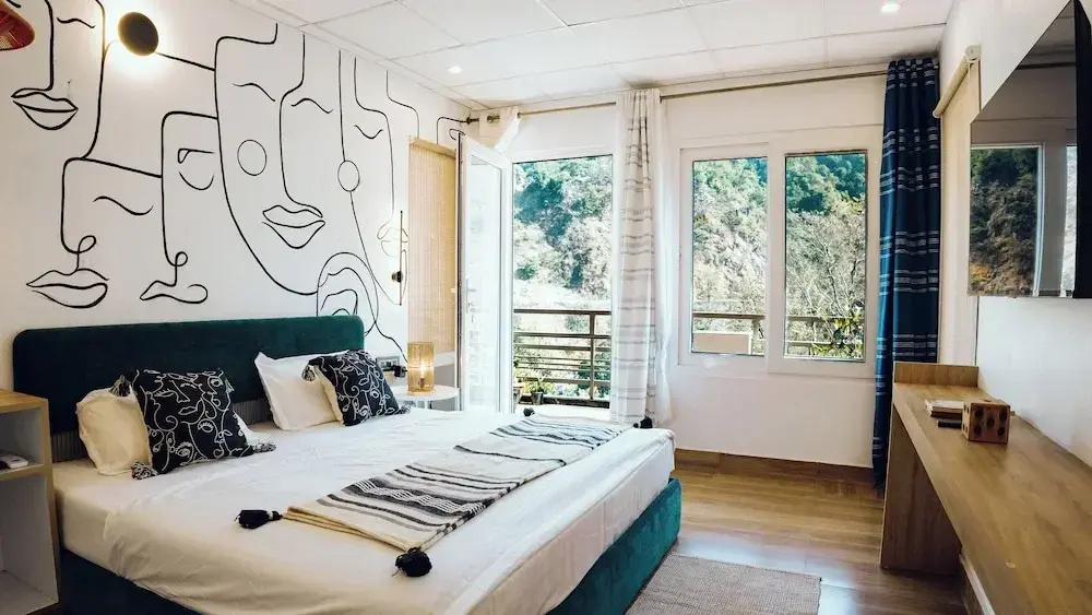 Premier room