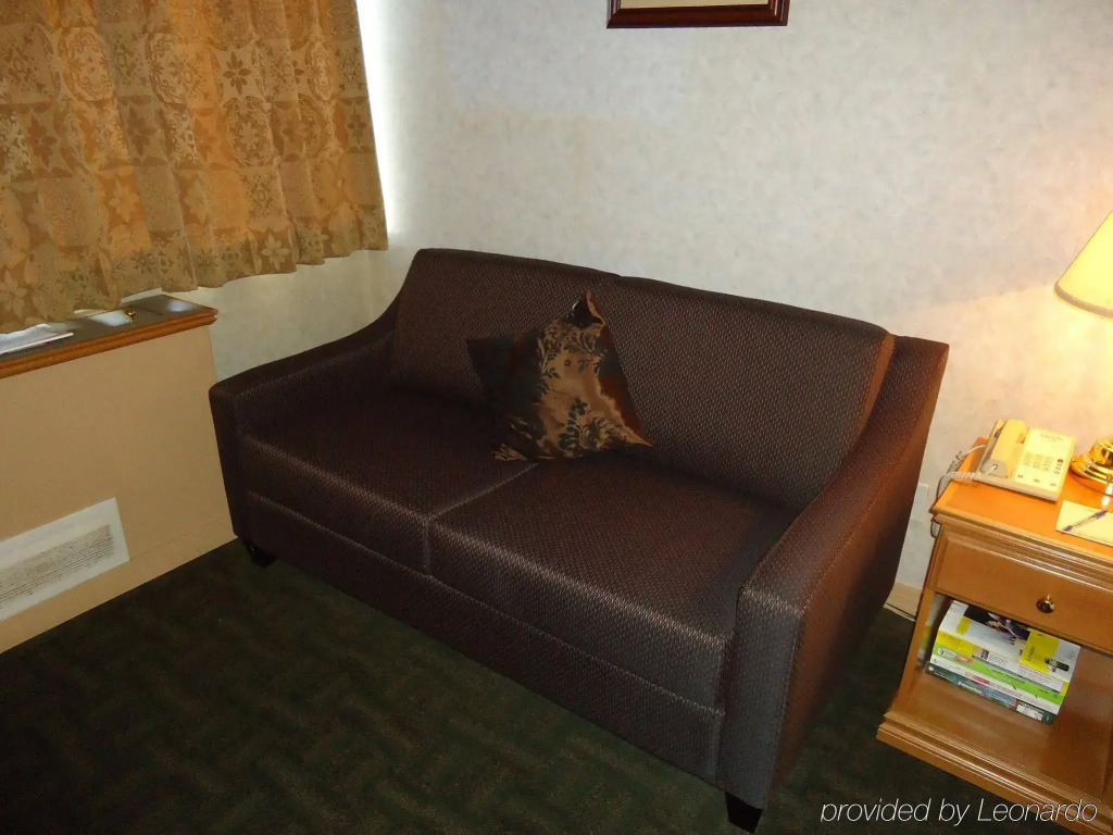 Sands Inn & Suites - фото 14